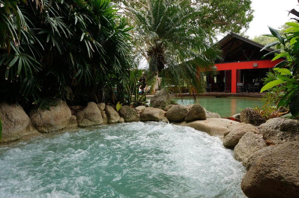 Turtle Cove Beach Resort - Adults Only Lgbtqia & Allies Wangetti Bagian luar foto